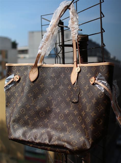 replica louis vuitton monogram neverfull